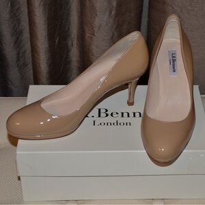 LK Bennett Tan Heels Classic Patent Leather